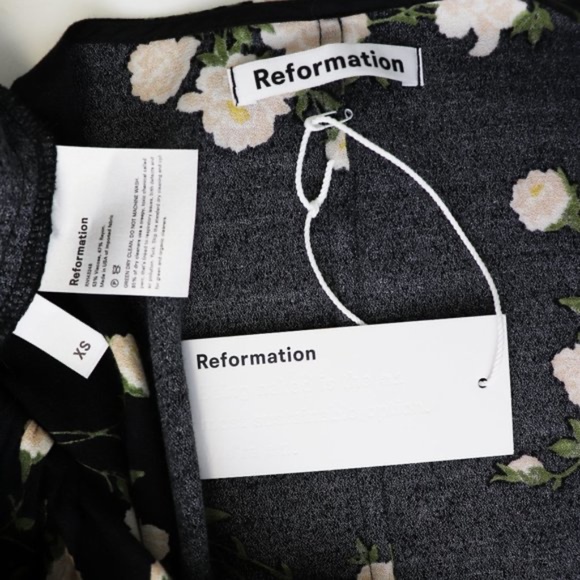 NWT Reformation Christa Puff Sleeve Black Floral Midi Wrap Dress XS - Picture 6 of 9